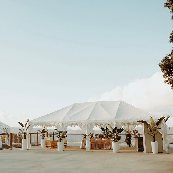 luxury marquee in a slim Aarons style for weddings